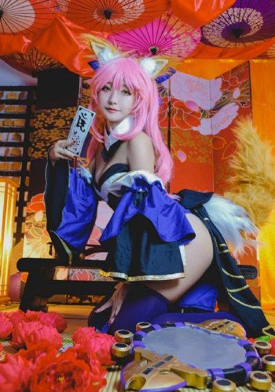 欧美巨鞭大战丰满少妇_720最新电影在线观看