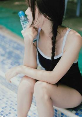 《丰满的妺妺》中文在线播放_国产剧完整在线观看