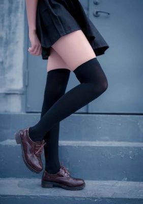 亚洲综合图区经典日韩制服_蓝光高清完整版播放