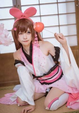 丰满女老板大胸在线观看_4K在线播放