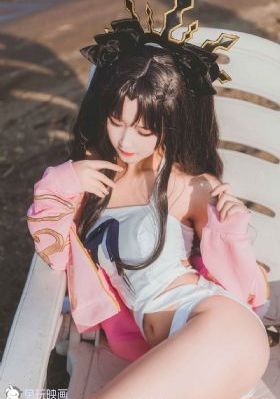 久久久久久久久女黄9999_1080P电影免费在线