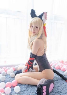 欧美寡妇xxxx黑人猛交玩_BT种子下载