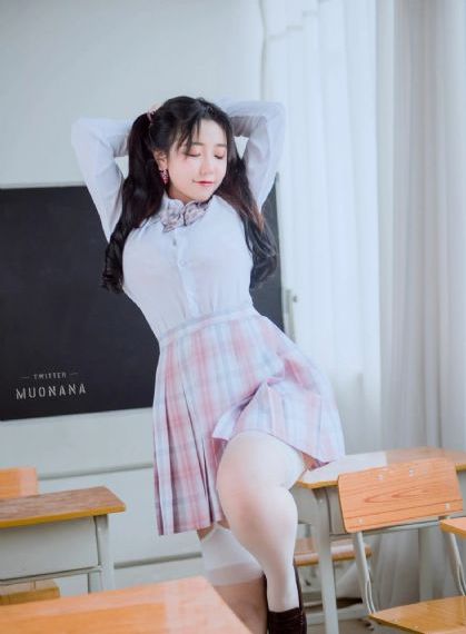亚洲熟女中文字幕少妇_720在线播放观看