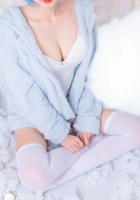 亚洲va久久久学生av热影院_免费在线观看