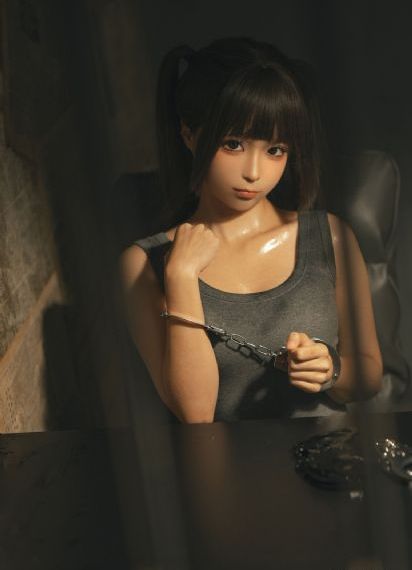 色夜夜摸狠狠摸日日碰小说_午夜激情
