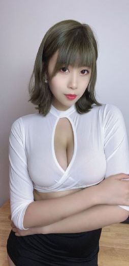 亚洲国产情侣偷自在线二页_4K免费播放