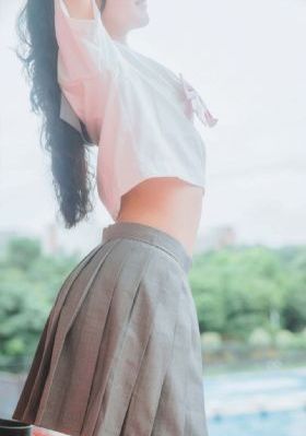 欧美丰满巨乳三级片有哪些能看_BD英语视频大全